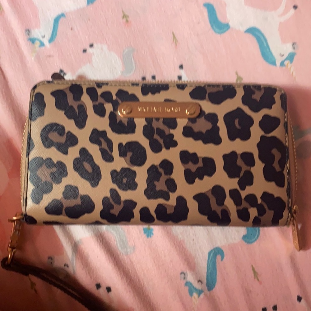 Basically brand new Michael kohl’s wallet.